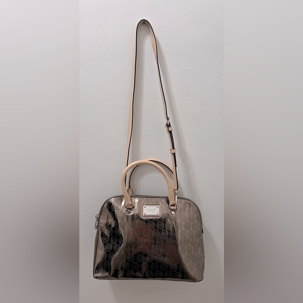 New Michael Kors Dome Satchel - Picture 2 of 16